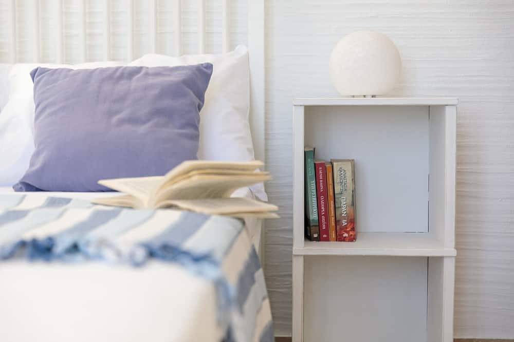 Apiliotis sunrise beach villa in Naxos