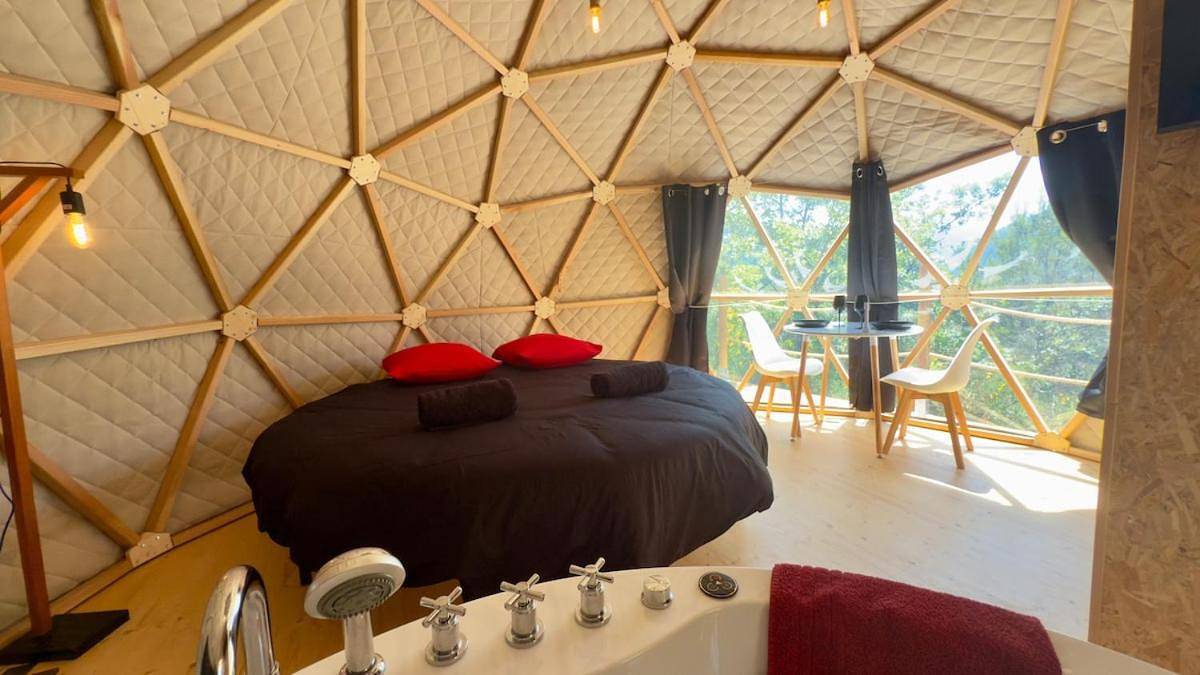 Appartement entier, One-Bedroom Apartment in L'Escarène, Côte méditerranéenne (France)