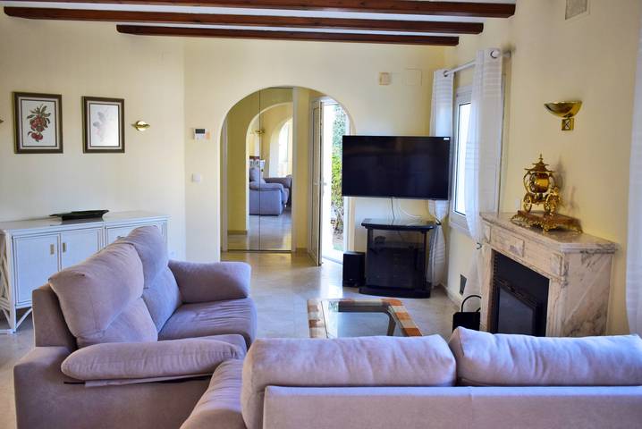 Chalet para 10 personas, con terraza y jardín en Safor - 4