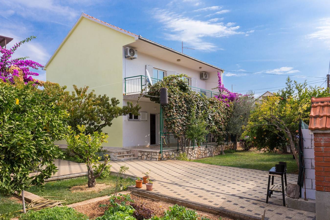 Trosobna kuća s terasom Poljica, Trogir K-5161 in Poljica, Splitsko-dalmatinska županija