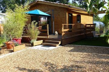 Maison de campagne pour 4 personnes, avec terrasse ainsi que piscine et jardin à Audenge