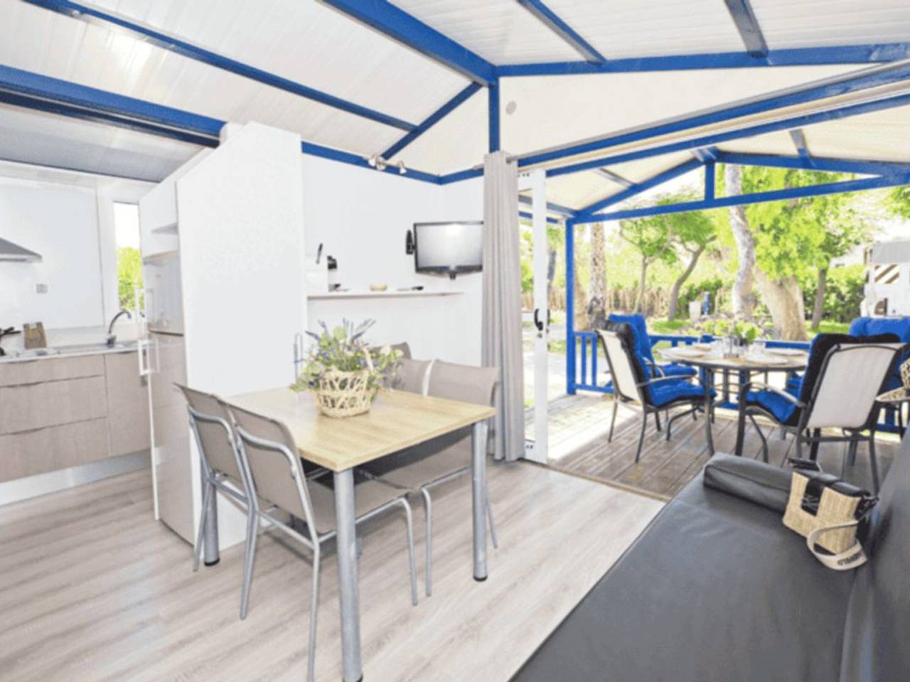 Bungalow con aire acondicionado, mascotas Ok - 5 pers. in Alcanar, Costa Dorada