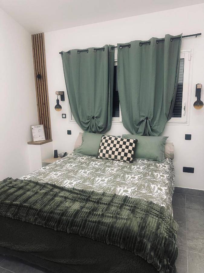 Cottage pour 2 personnes, avec terrasse dans Merpins