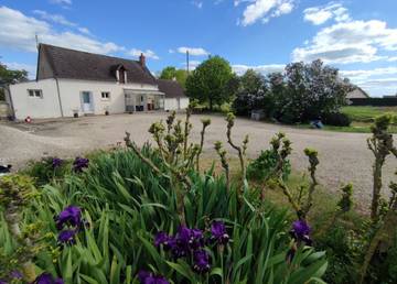 Gîte pour 6 personnes, avec jardin et terrasse dans Indre