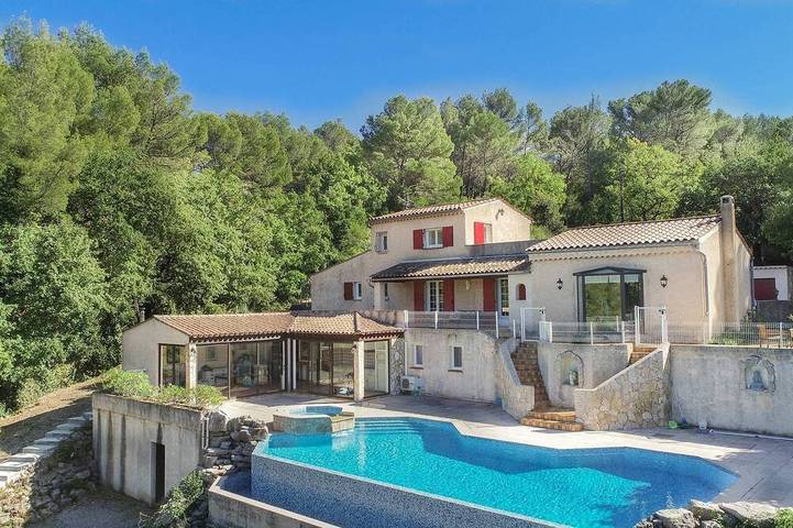 Villa pour 10 personnes, avec jacuzzi et jardin, animaux acceptés à Draguignan - 3