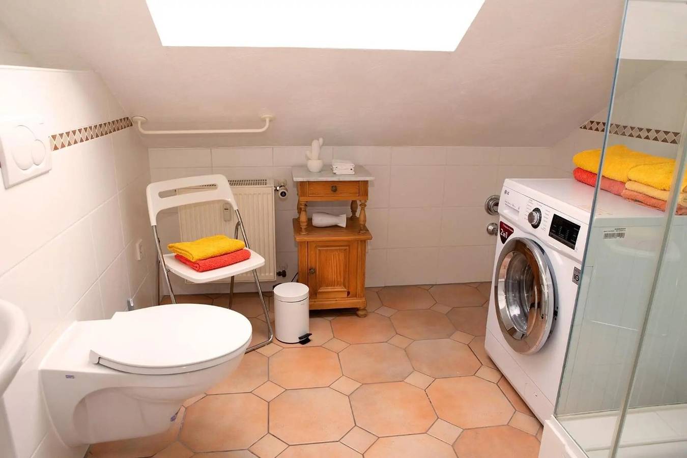 Ganze Wohnung, Apartment 'Klebeck 90qm Dachgeschoss' mit privater Terrasse, Balkon und Wlan in Lüdenscheid, Märkischer Kreis