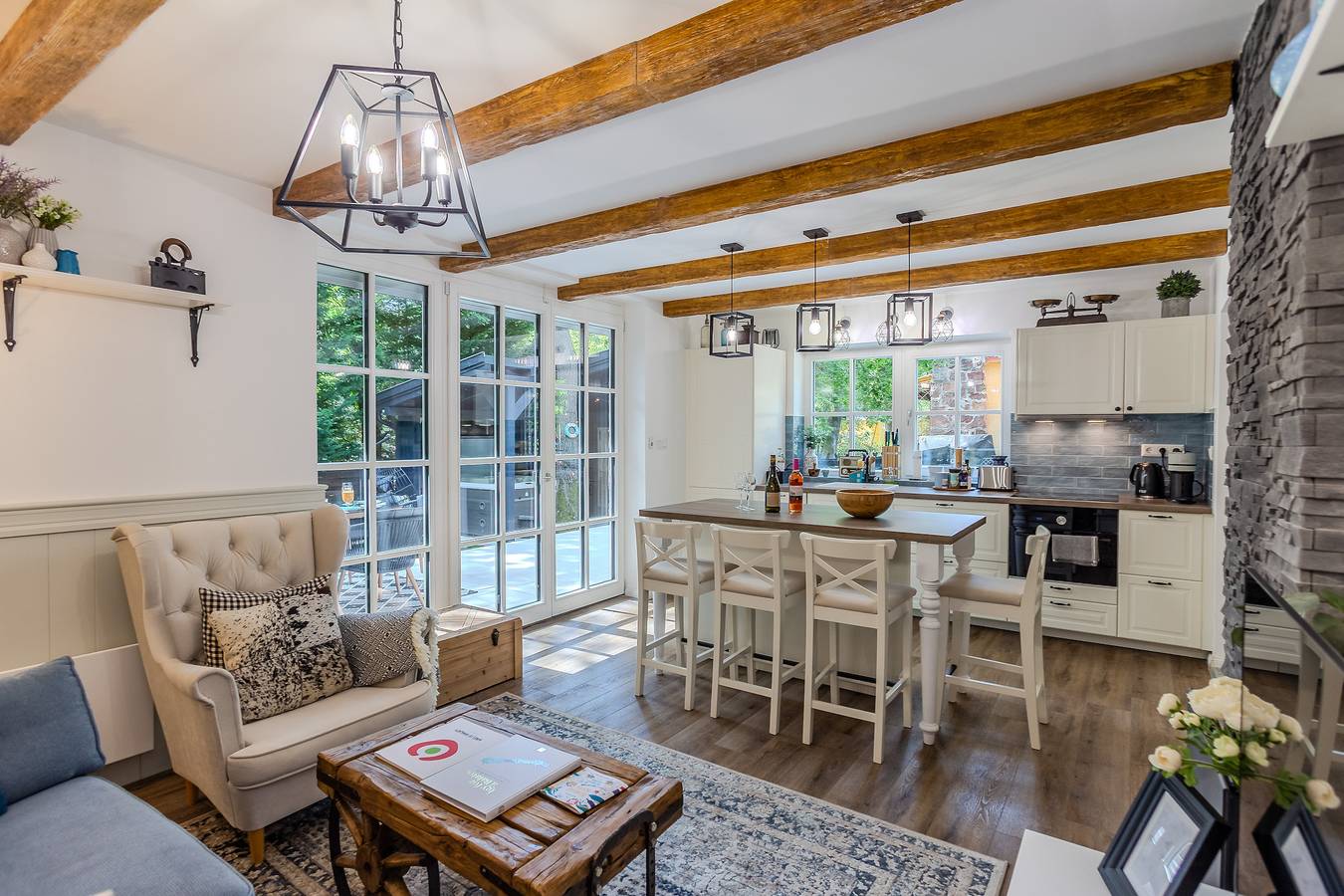 Balchill House With Sauna And Jacuzzi in Révfülöp, Balatonmeer