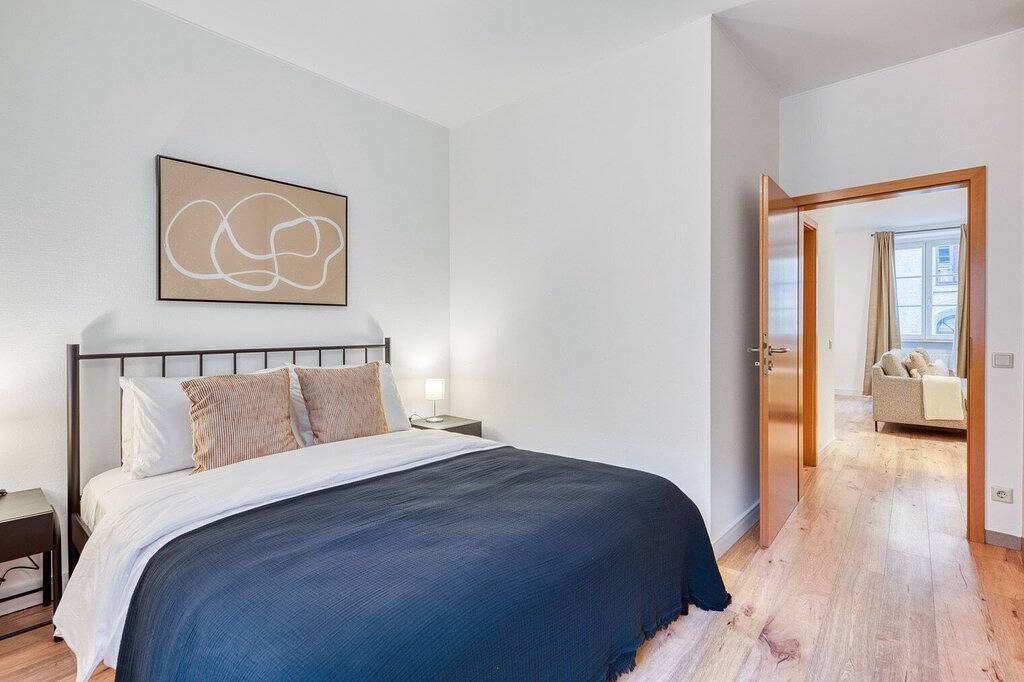 Ganze Wohnung, Renovated Grund 1Br nr bus station, by Blueground in Luxemburg (Stadt), Luxemburg