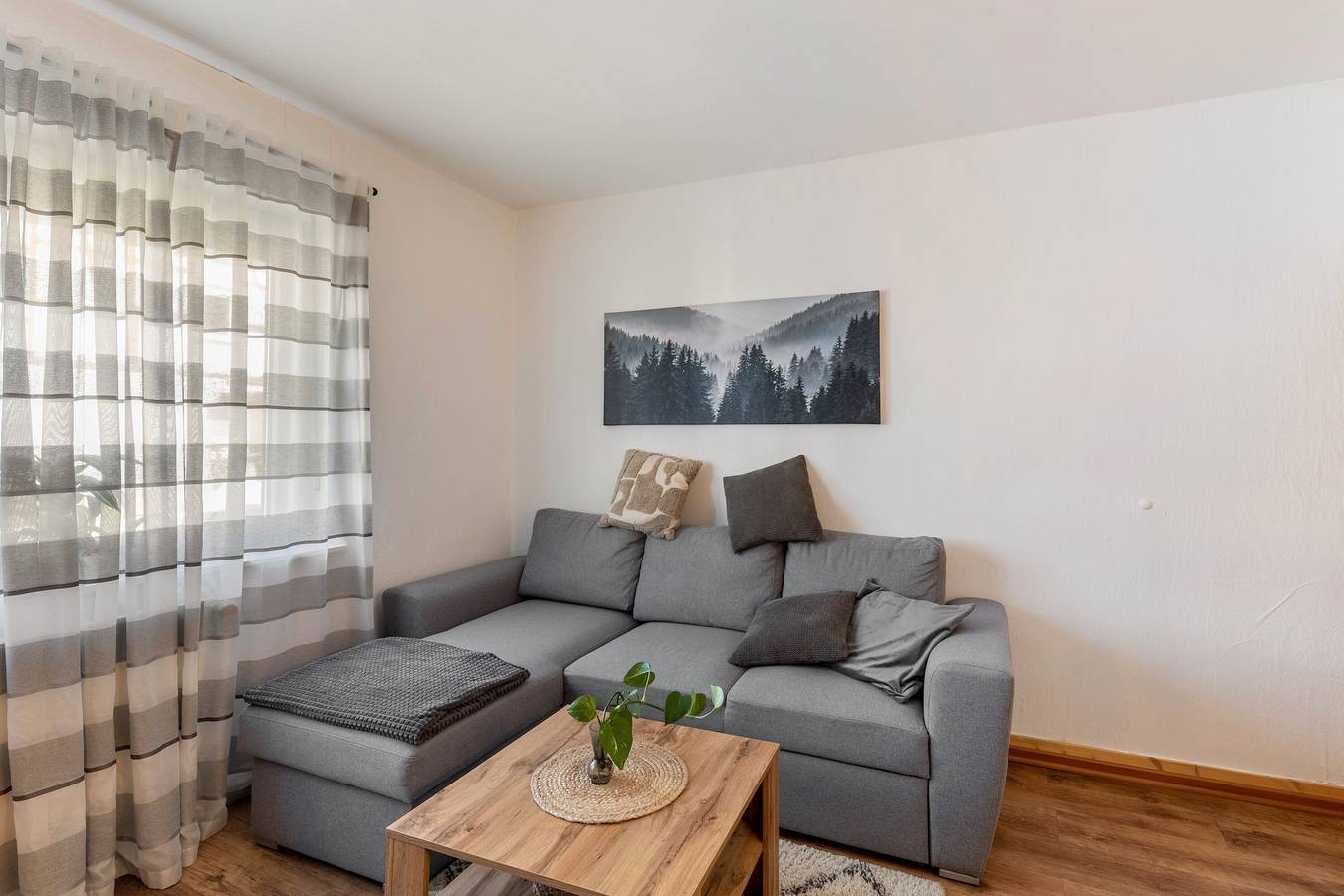 Entire apartment, Apartment 'Fewo45' with Wi-Fi in the Historic Center in Homberg, Schwalm-Eder-Kreis