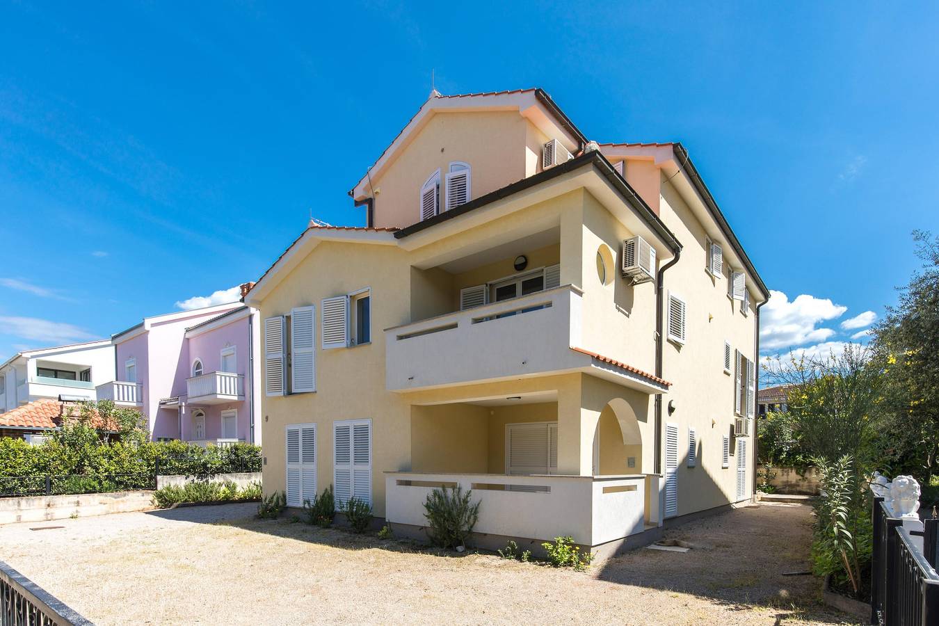 Entire apartment, One bedroom apartment with balcony Malinska, Krk A-19371-d in Malinska-Dubašnica, Krk