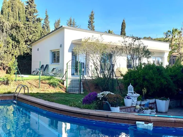 Casa de vacaciones para 6 personas, con piscina además de jardín y vistas, Se admiten mascotas - 1