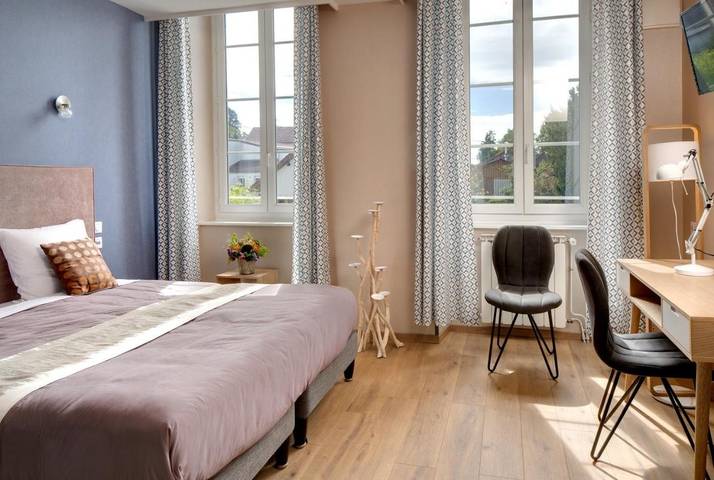 Hôtel pour 3 personnes, avec jacuzzi ainsi que sauna et jardin, animaux acceptés à Montmarault - 3