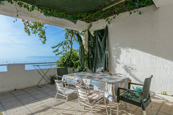 Ferienwohnung für 3 Personen, mit Balkon/Terrasse in Drašnice