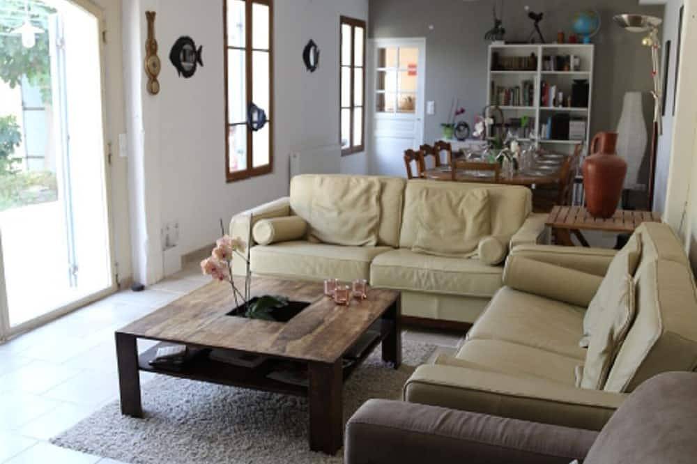 Grande villa provençale avec piscine - Aix en Provence - 8 pers in Aix-en-Provence, Côte méditerranéenne (France)