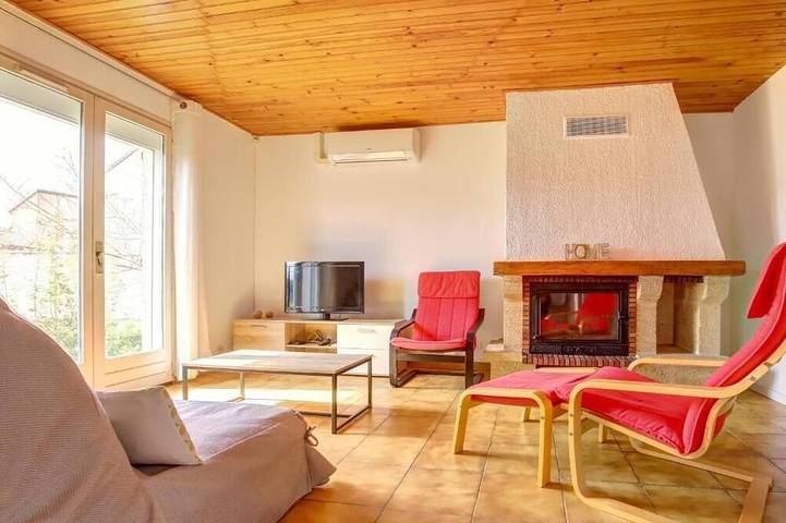 Holiday home for 6 people, with garden, with pets - 1