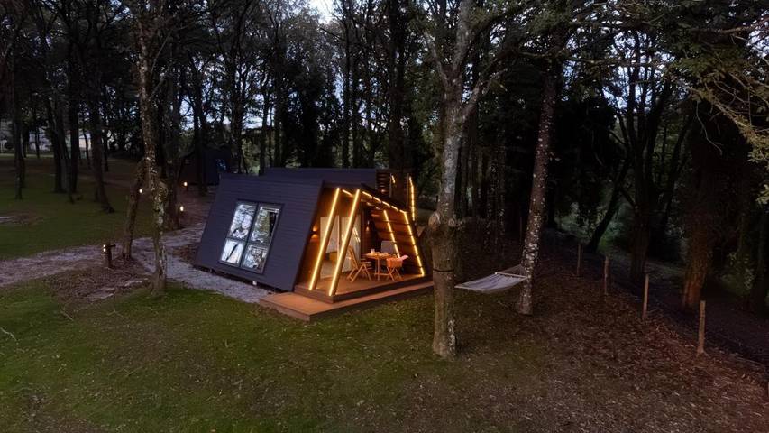 Albergue para 2 personas, con vistas y piscina además de terraza y jardín en Provincia de Lugo