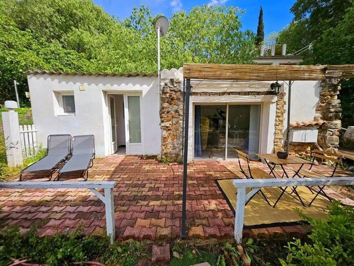 Chambre d’hôte pour 2 personnes, avec piscine ainsi que vue et jardin à Cotignac - 2