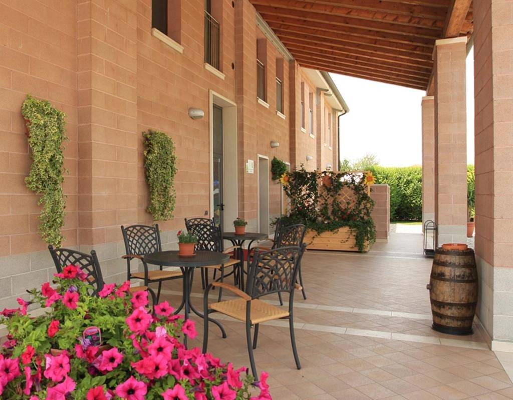 Double or Twin Room with Private Bathroom in Oriago, Mira