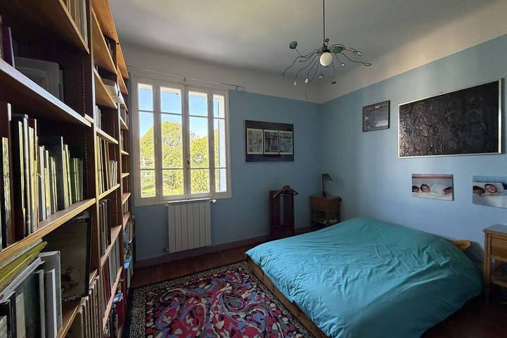 Beautiful and pleasant town house with shady garden in Forcalquier in Forcalquier, Parc naturel régional du Luberon