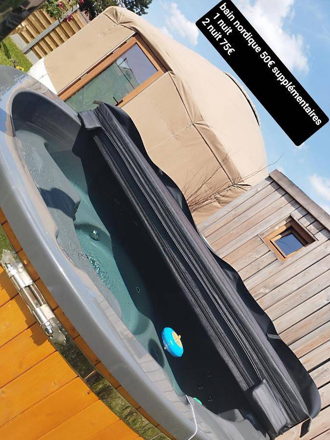 Location de vacances pour 6 personnes, avec jardin ainsi que terrasse et jacuzzi, animaux acceptés dans Brugelette - 2