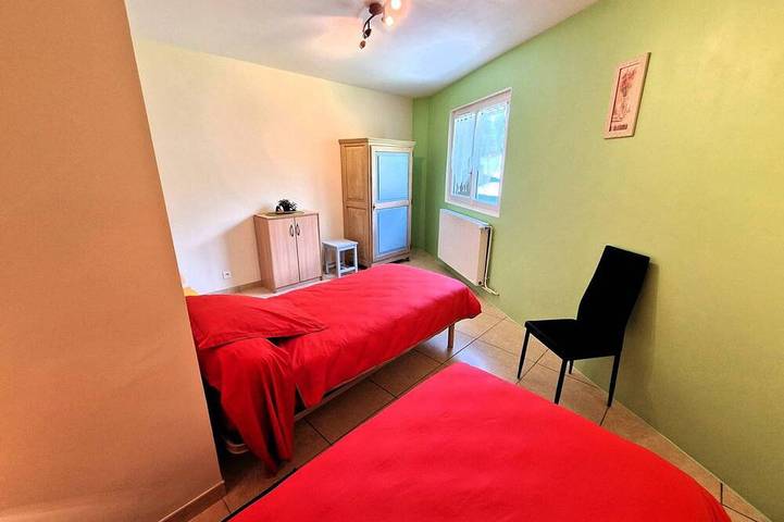Location de vacances pour 4 personnes, avec jardin dans Chauffayer - 3