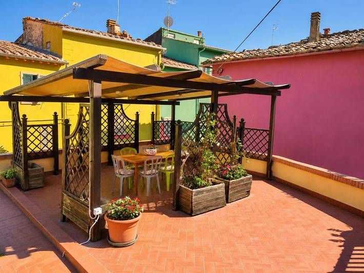 Location de vacances pour 4 personnes, avec Balcon ainsi que Terrasse et Jardin dans Ghizzano