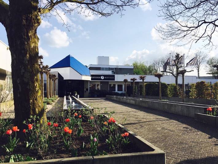 Hotel voor 2 personen, with zwembad and sauna as well as tuin in Zutphen