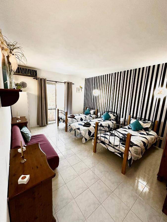 Ferienwohnung für 6 Personen, mit Terrasse und Ausblick - 1