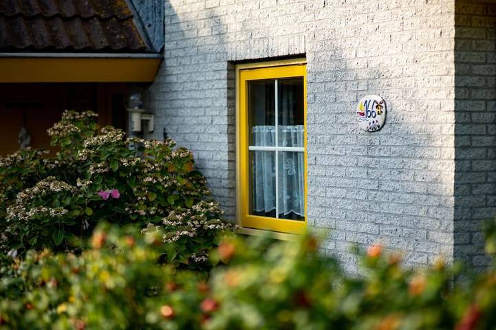 Ferienpark für 5 Personen, mit Terrasse und Garten in Julianadorp