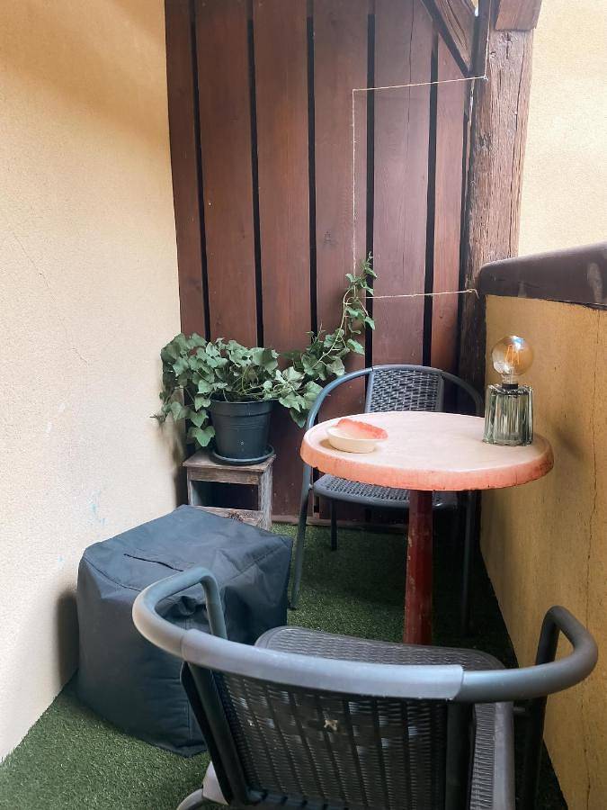Appartement entier, Two-Bedroom Apartment in Provins, Seine-et-Marne