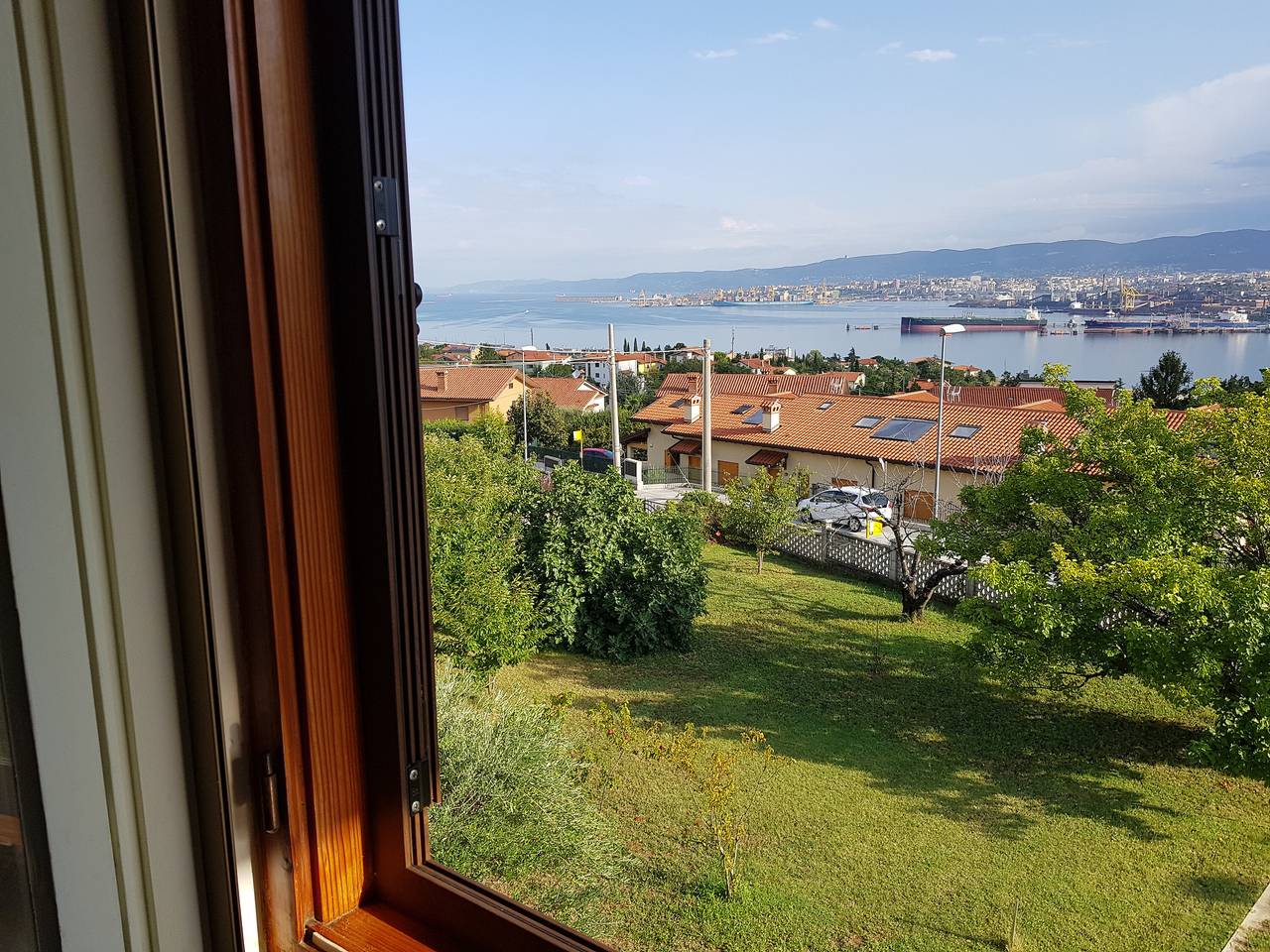 Casa vacanze "Mare e Lavanda" con vista mare, giardino privato e Wi-Fi in Muggia, Carso