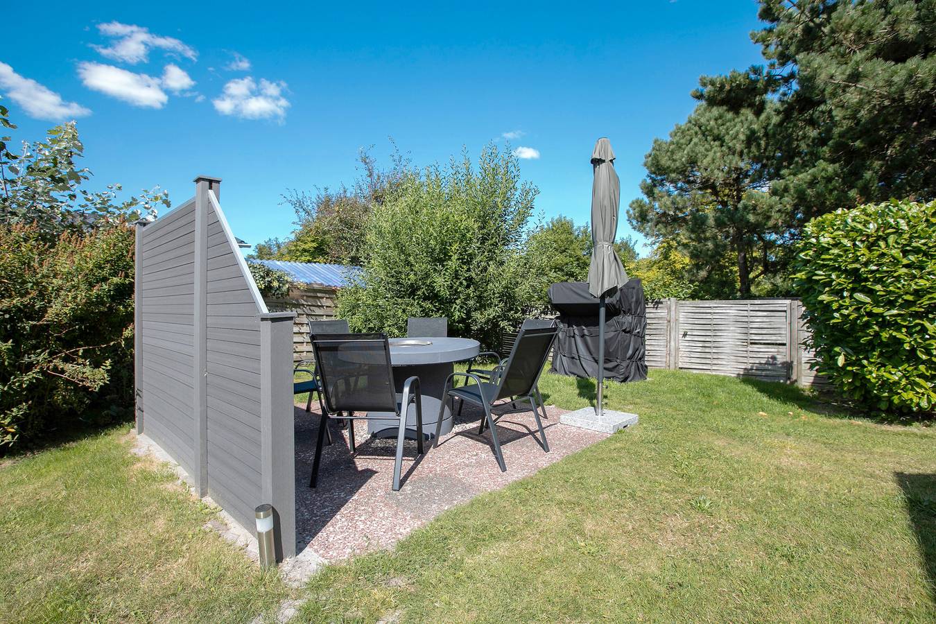 Ganze Wohnung, Ferienwohnung 'Fewo Küstkieker' mit Gemeinschaftsgarten, Balkon und Wi-Fi in Böhl (St. Peter-Ording), St. Peter-Ording