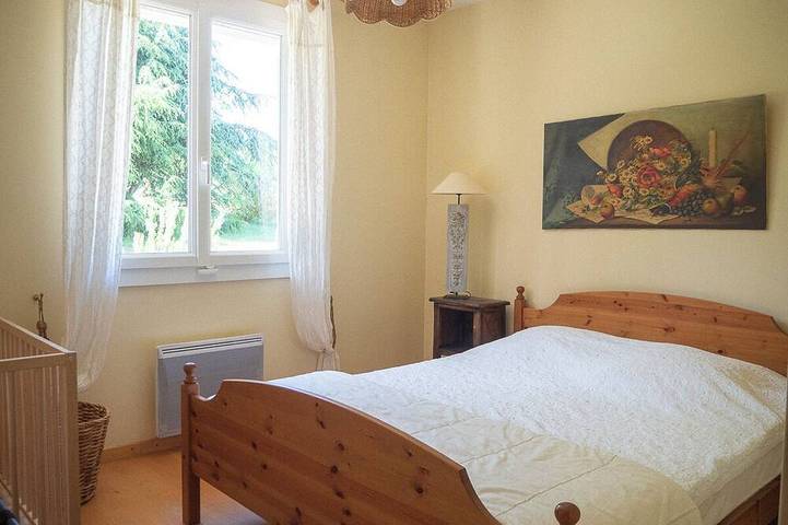 Location de vacances pour 7 personnes, avec terrasse et jardin à Saint-Étienne-les-Orgues - 4