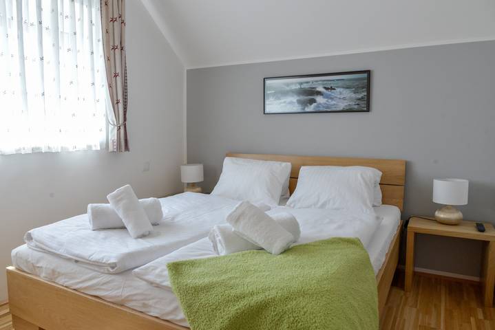 Hütte für 7 Personen, mit Balkon und Garten in Dachstein - 3