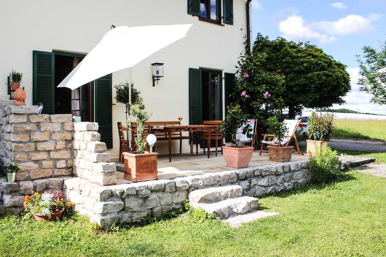 Ganze Ferienwohnung, Charmante Chiemgauwohnung - Ferienwohnung für 4 Personen, 65 qm, 1 separates Schlafzimmer, Terrasse in Wasserburg am Inn, Landkreis Rosenheim