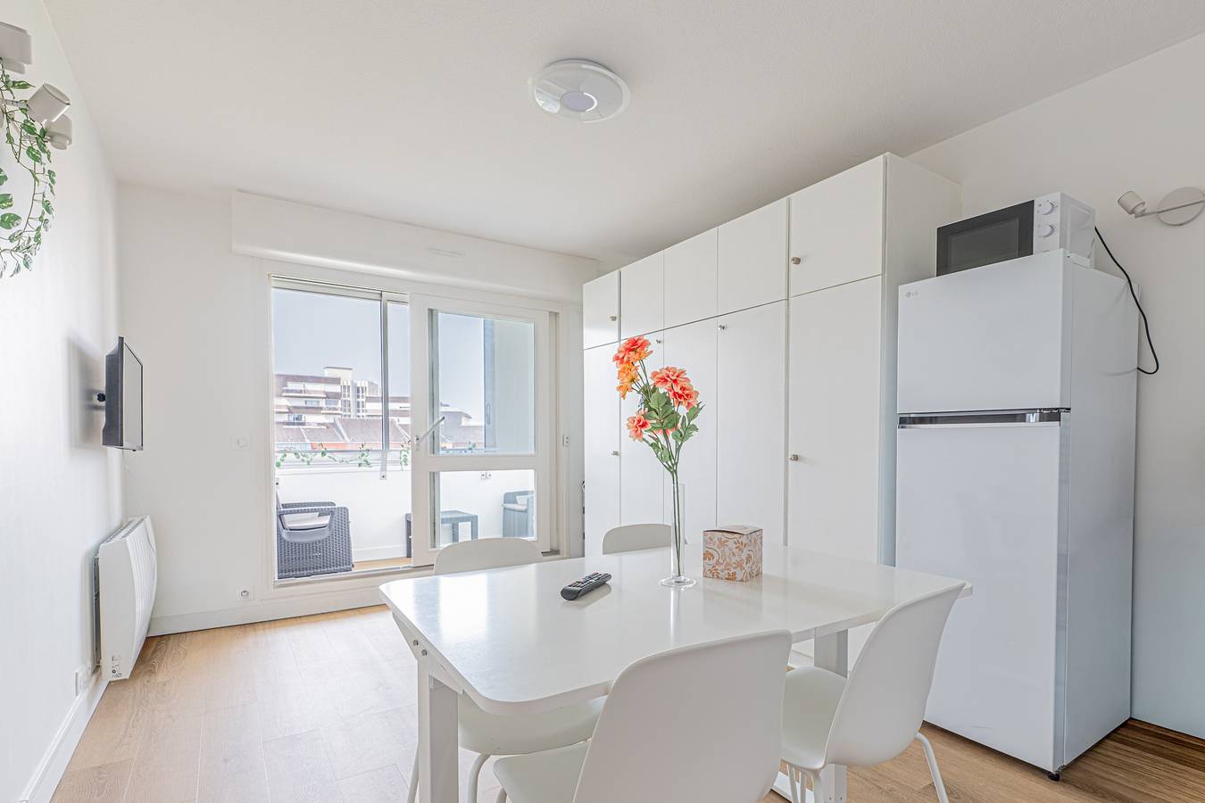 Apartamento entero, Apartamento de vacaciones para 2 personas con balcón in Courseulles-sur-Mer, Región de Caen