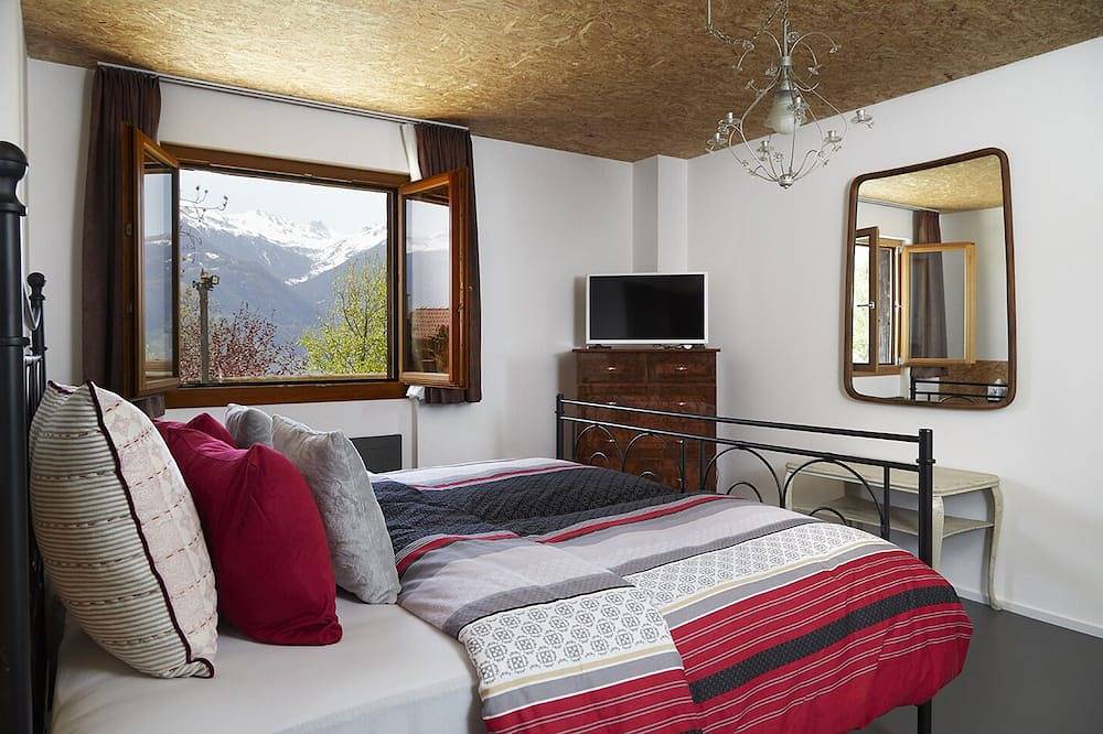 Crans-Montana, B&B  de charme pour 2-4 personnes in Montana (Suisse), Région de Sion-Sierre