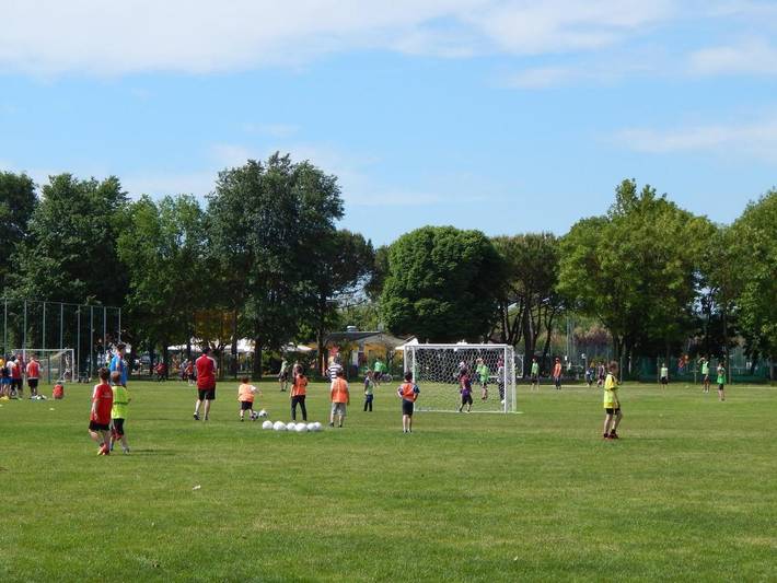 Camping für 4 Personen, mit Garten und Pool sowie Kinderpool und Whirlpool in Caorle - 3