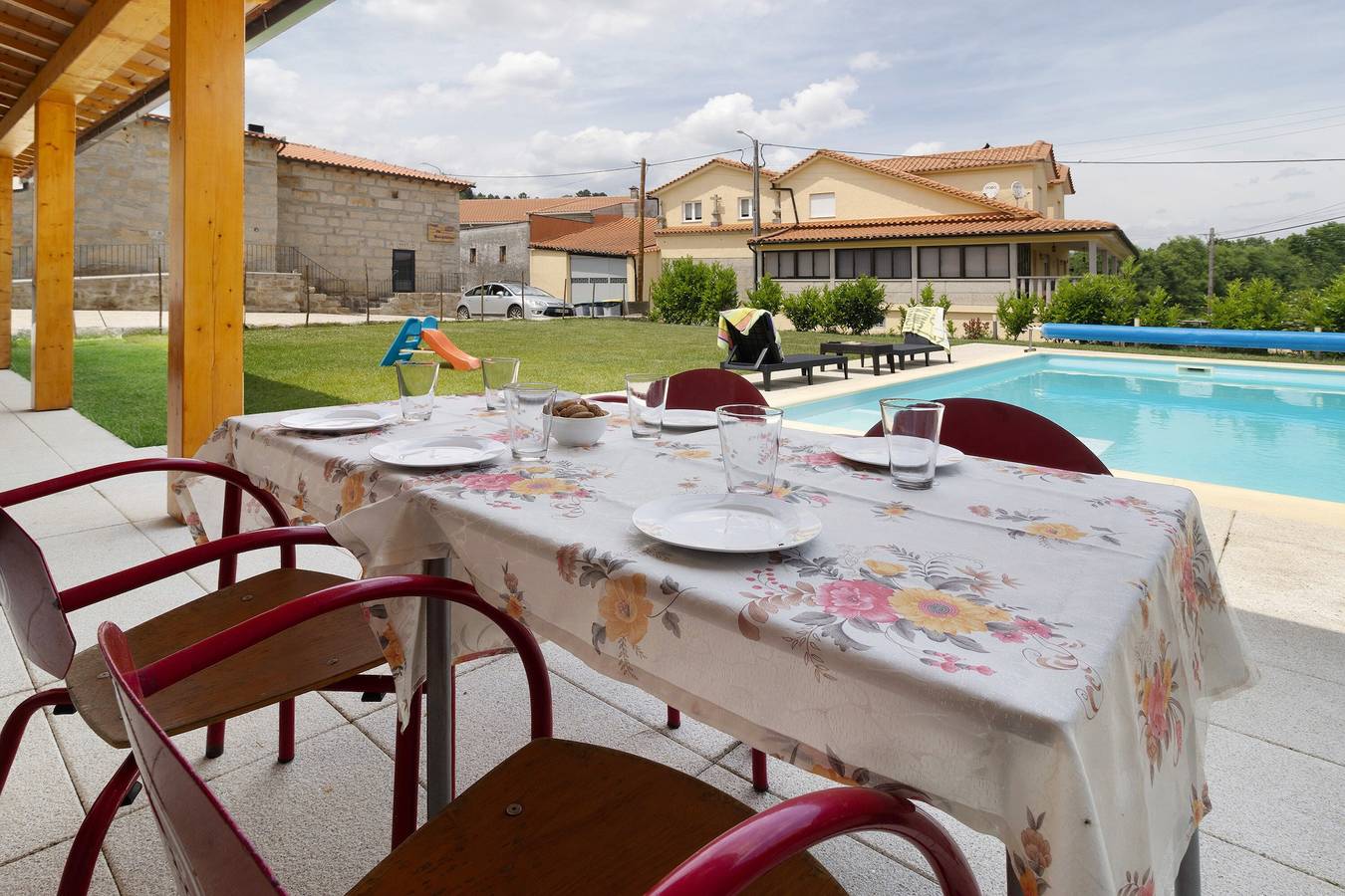 Feriehus for 16 personer med barnebasseng in Valpaços, Vila Real (distrikt)
