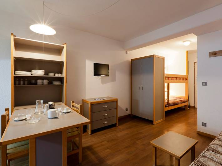 Gîte pour 4 personnes, avec balcon dans Casino De Brides Les Bains - 4