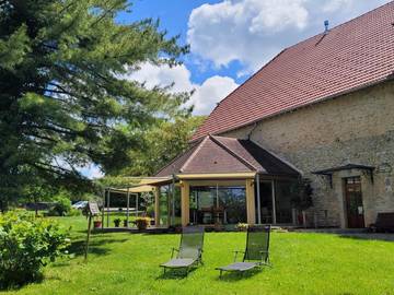 Gîte pour 2 personnes, avec terrasse dans le Doubs