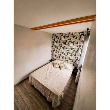 Gîte pour 5 personnes, avec piscine et bassin pour enfant ainsi que vue et jardin, animaux acceptés à Grues