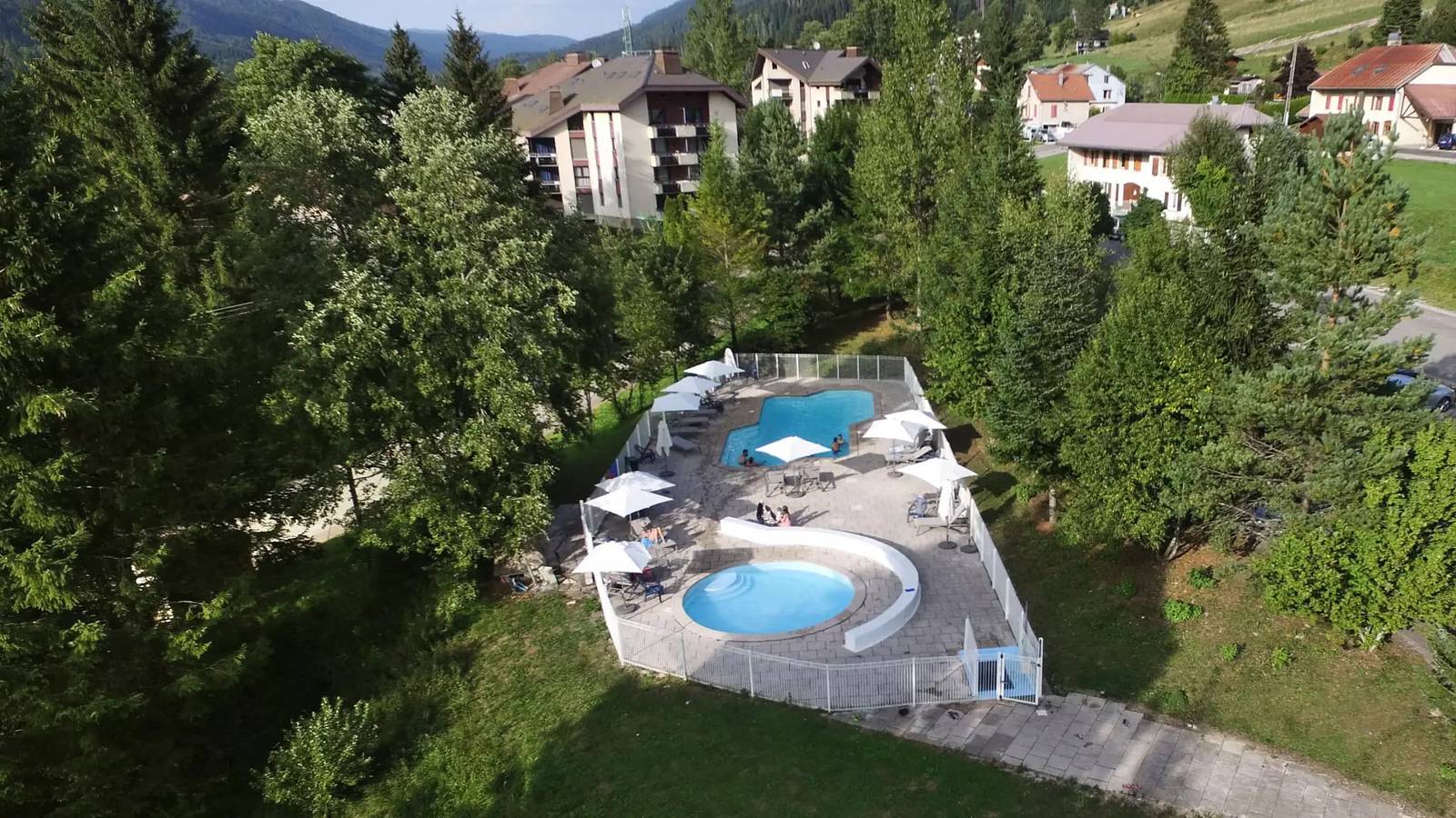 Apartamento entero, Apartamento 2 estancias 5 personas in Lélex, Parc naturel régional du Haut-Jura