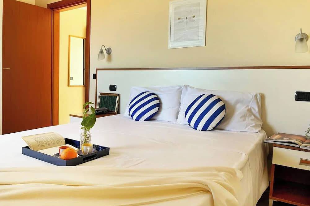 Ganze Wohnung, Vacation home with sea view in Tortoreto with swimming pool, ideal for families in Tortoreto und Umgebung, Adriaküste Abruzzen
