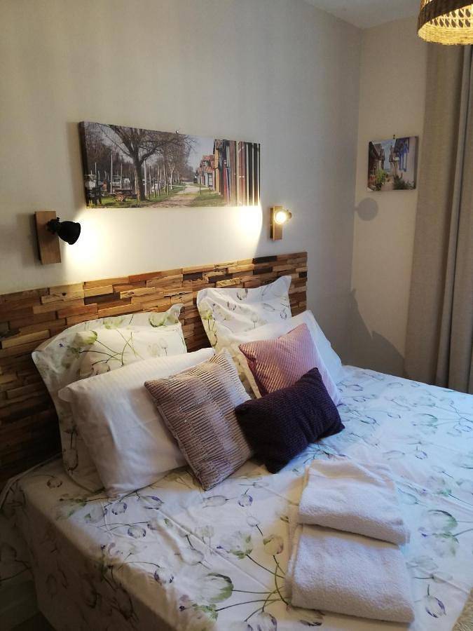 Double Room in Biganos, Région d'Arcachon