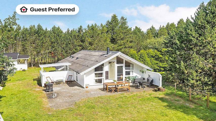 Ferienhaus für 11 Personen, mit Terrasse und Sauna in Bratten