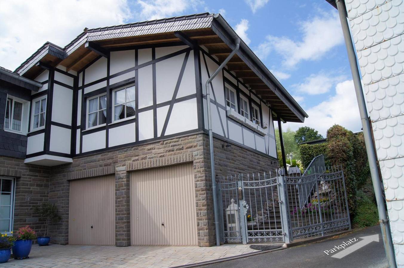 Ganze Wohnung, Apartment „Wohnen im Bergischen Fachwerk“ mit privater Terrasse und Wlan in Overath, Rheinisch-Bergischer Kreis