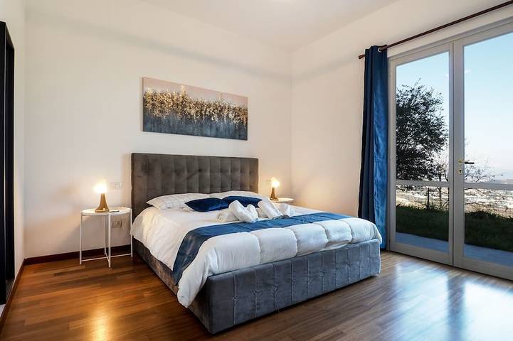 Rosa Bianca - 5 minuti dal Centro con Giardino e Parcheggio Privato in Perugia, Perugia e dintorni
