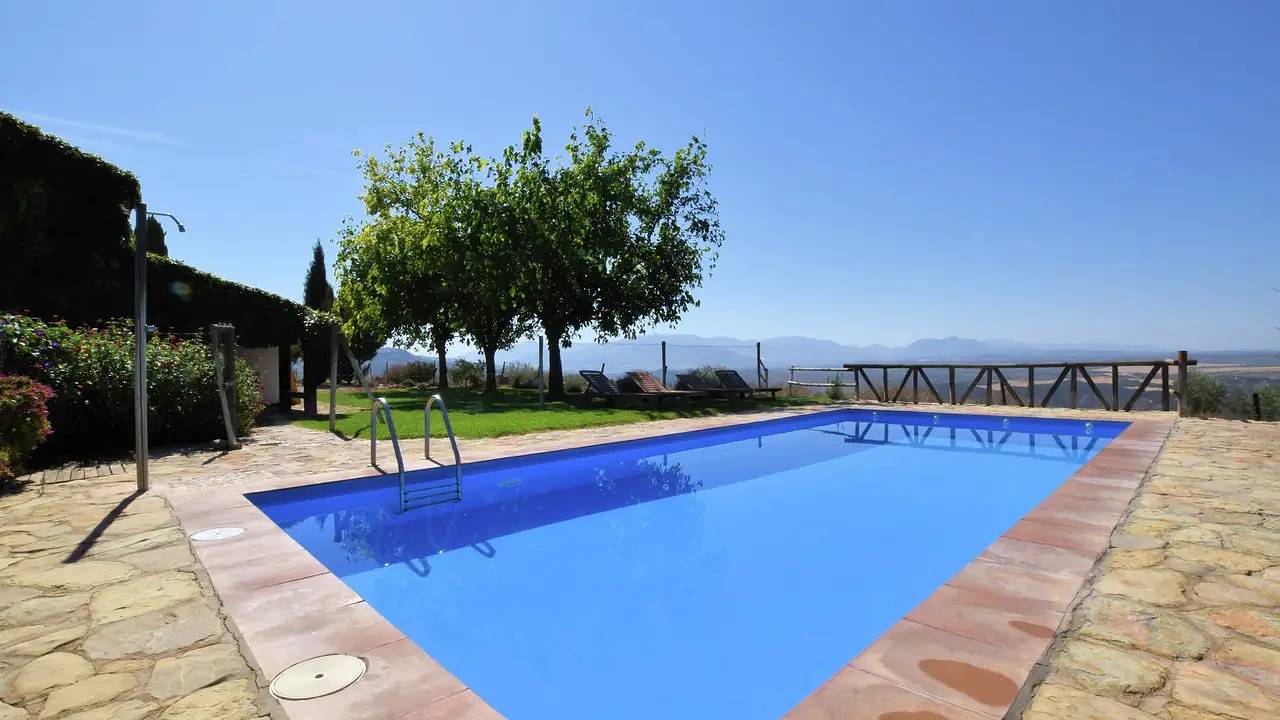 Casa de vacaciones para 6 personas con jardín in Fuentes de Cesna, Algarinejo