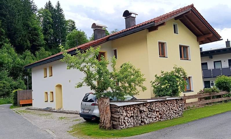 Ferienwohnung für 4 Personen, mit Balkon und Terrasse sowie Garten